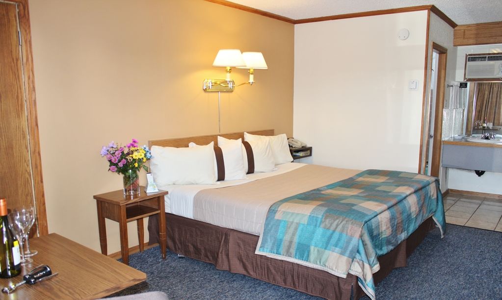 Canadas Best Value Inn Calgary Pokój zdjęcie