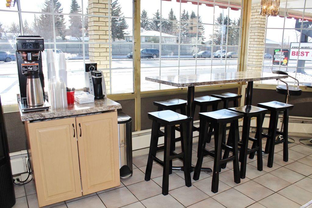 Canadas Best Value Inn Calgary Udogodnienia zdjęcie
